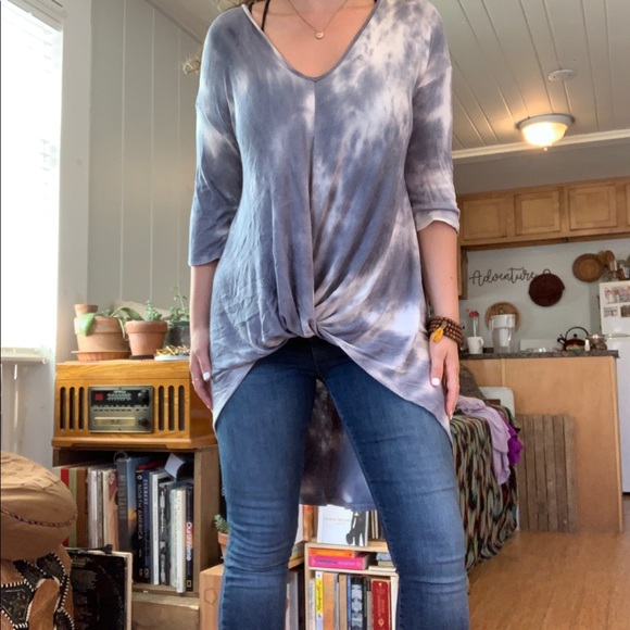 Potter’s Pot Stormy Skies hi low tie front tunic - Picture 3 of 8